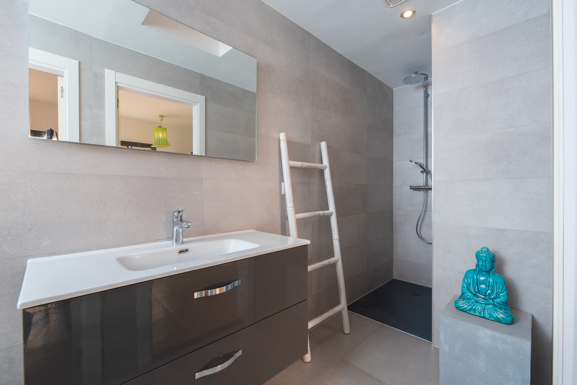 Resa estates Ibiza playa Cala Tarida for sale te koop bathroom 3.jpg